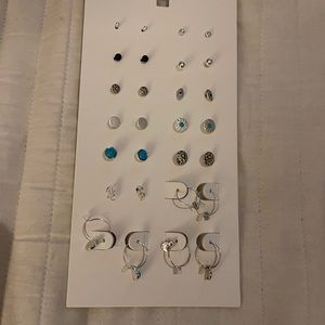 ⭐️Silver Earring set